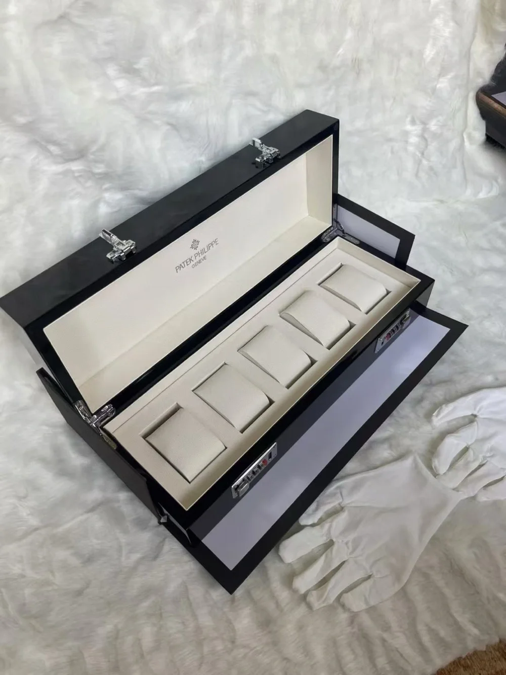 Patek Philippe Black Gloss Presentation Watch Box with White Gloves